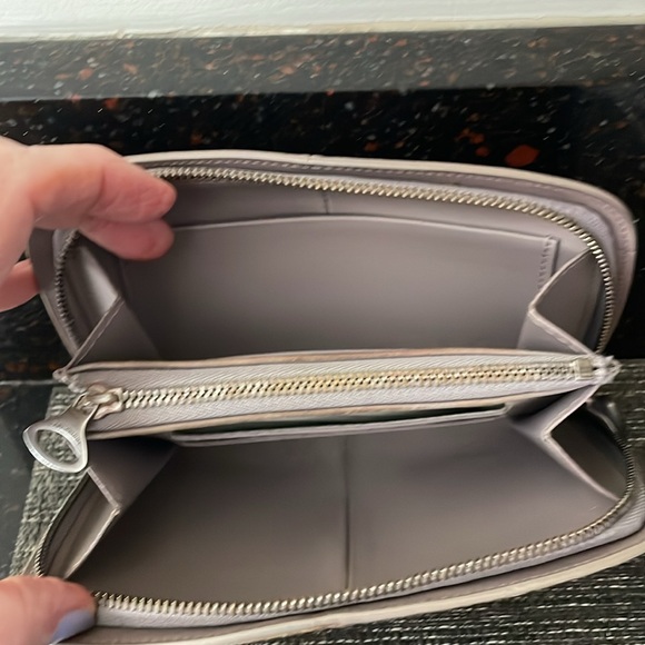 Louis Vuitton EPI Monnaie Zippy coin purse wallet - Picture 8 of 9